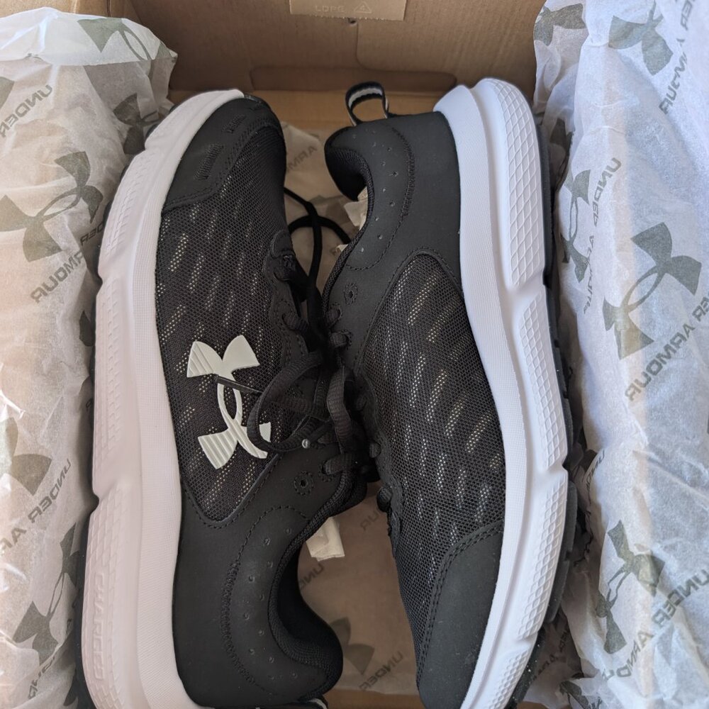 NEW Under Armour shoes